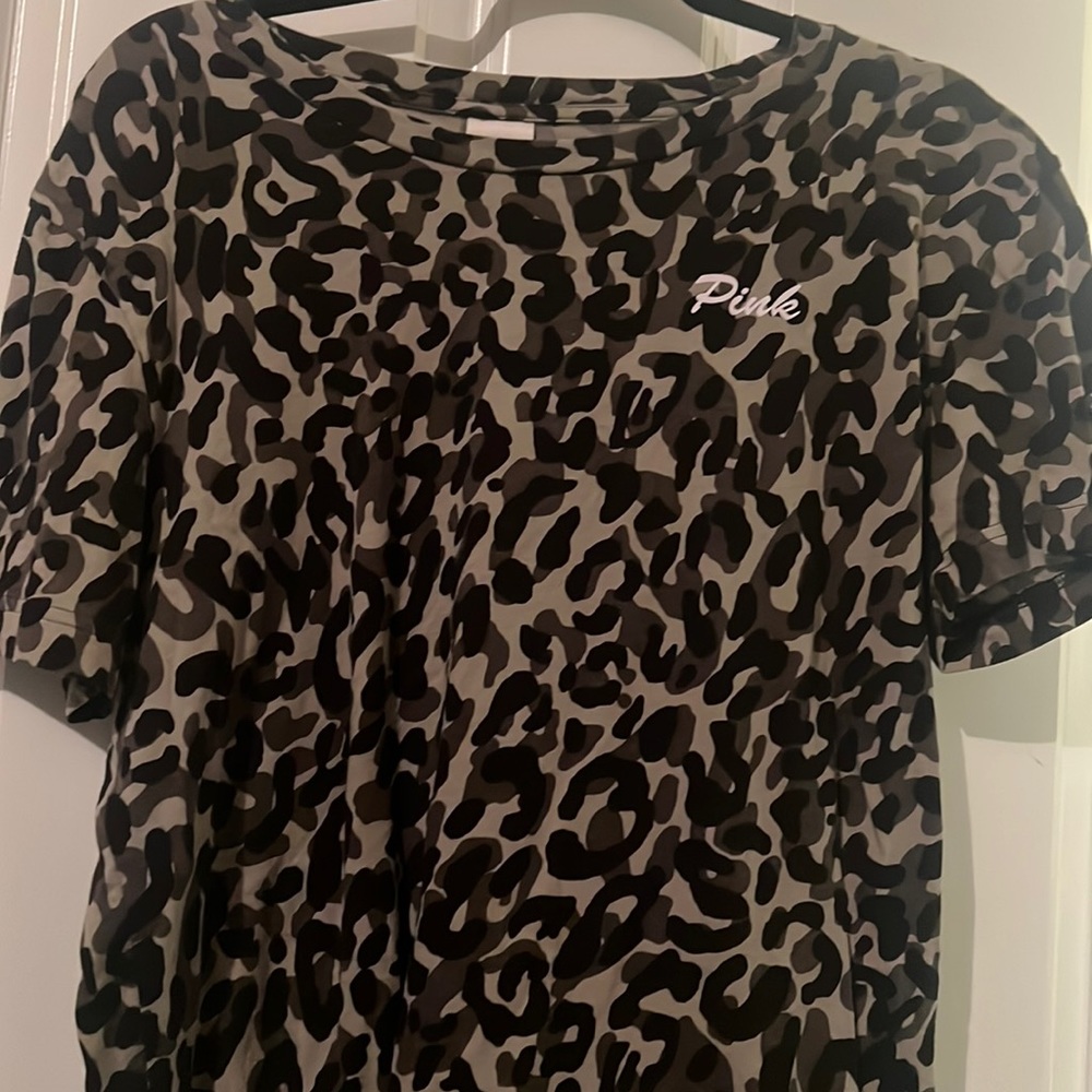 PINK Campus Tee